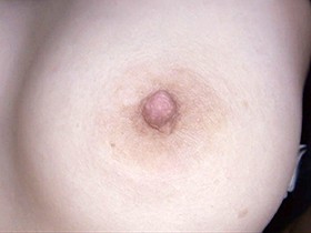 300人の乳首 第2集　サンプル画像03